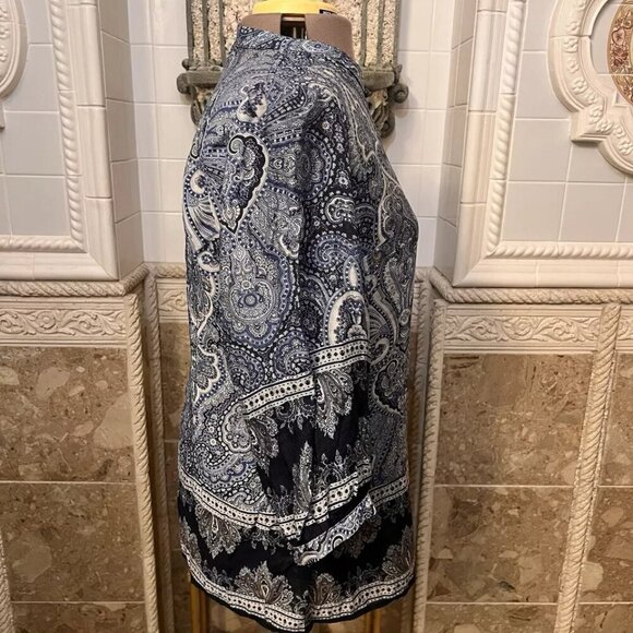 New York & Company. Size XL. Rayon/nylon. Chiffon Border Print. Pullover. B20 - Picture 3 of 7